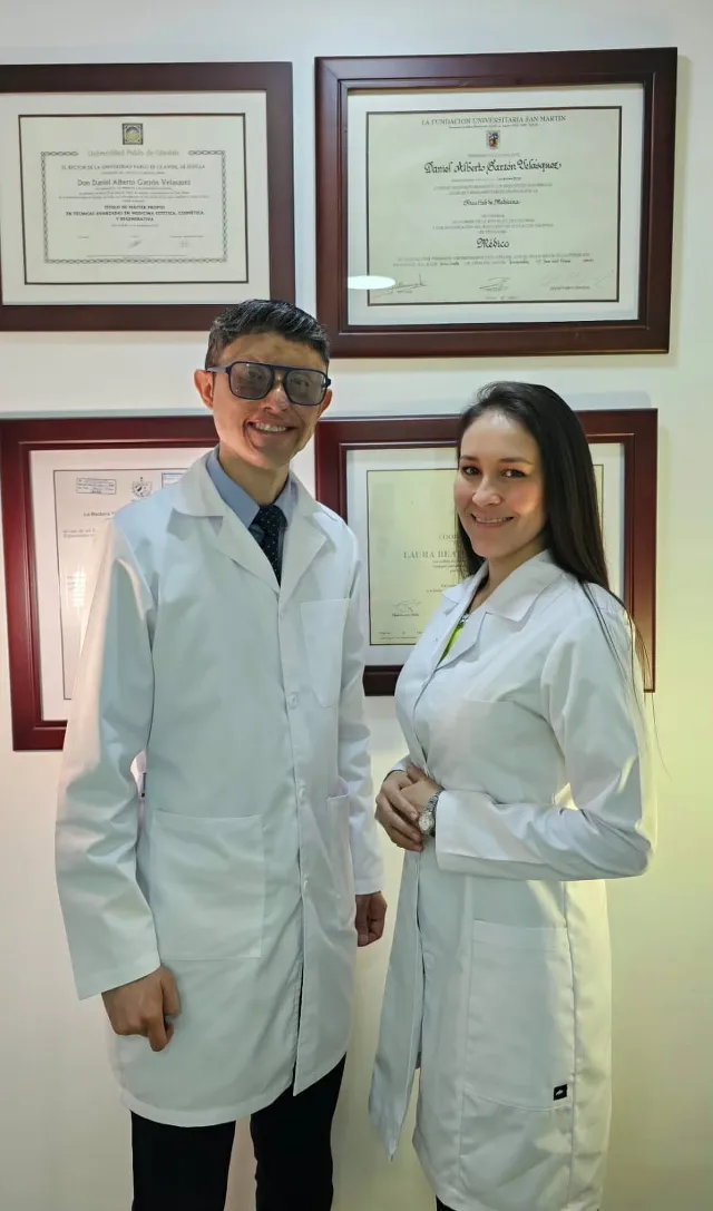 Doctor y doctora de Velvet Aura